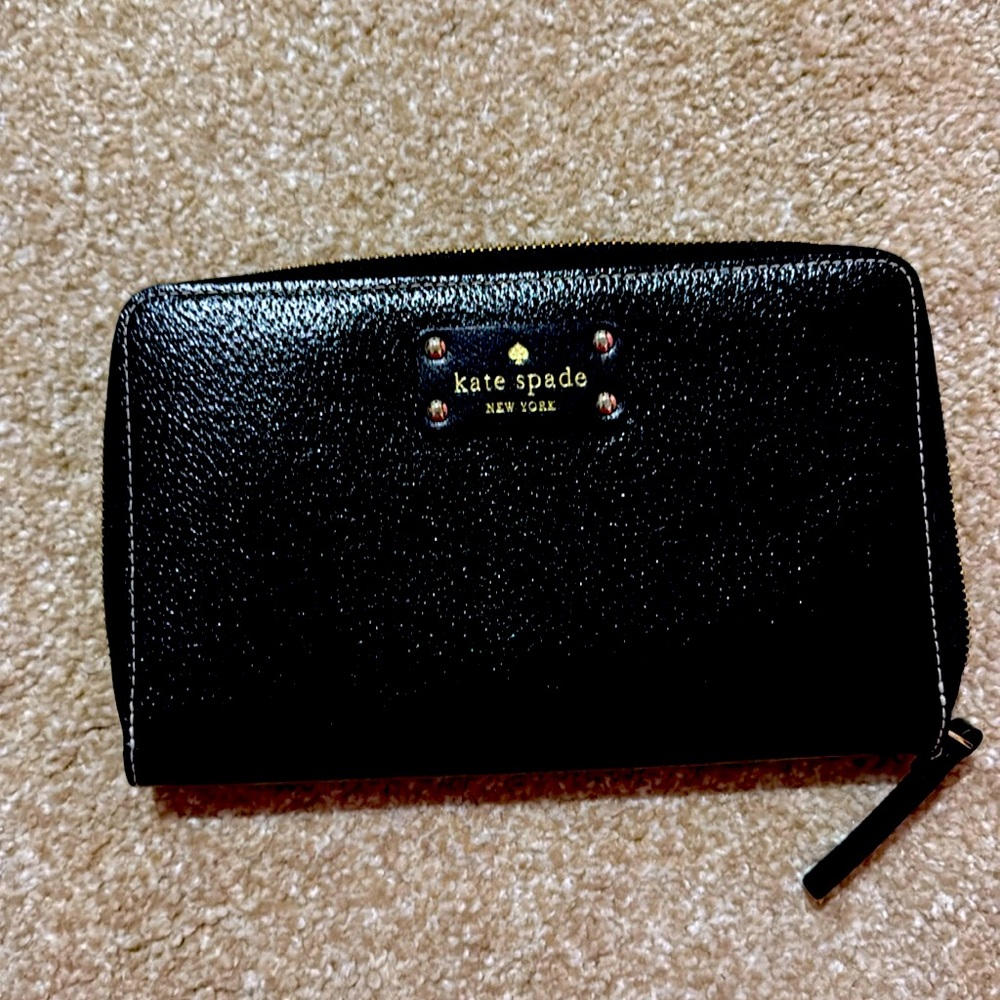 Kate Spade Pebbled Leather black Large Continental Wallet Leather